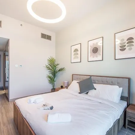 Warm 1-Bedroom Family-Friendly Aparment In Jlt Dubai Exterior photo